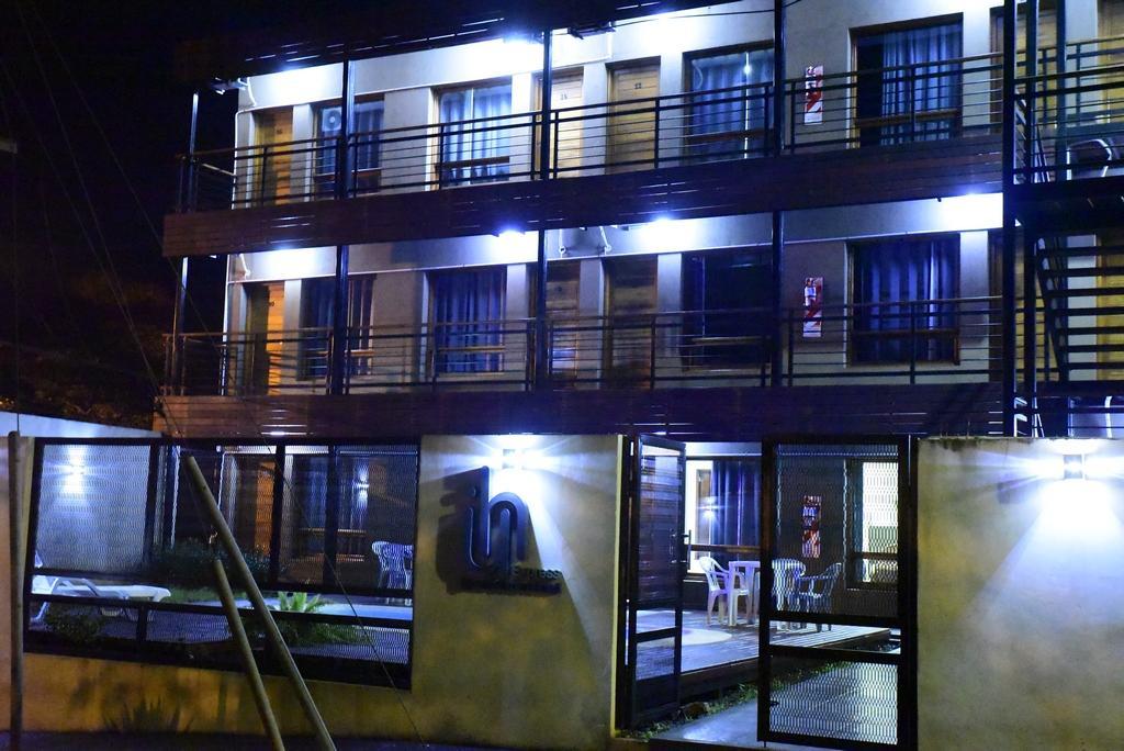 Iguazu Urban Hotel Express Пуерто Игуасу Екстериор снимка