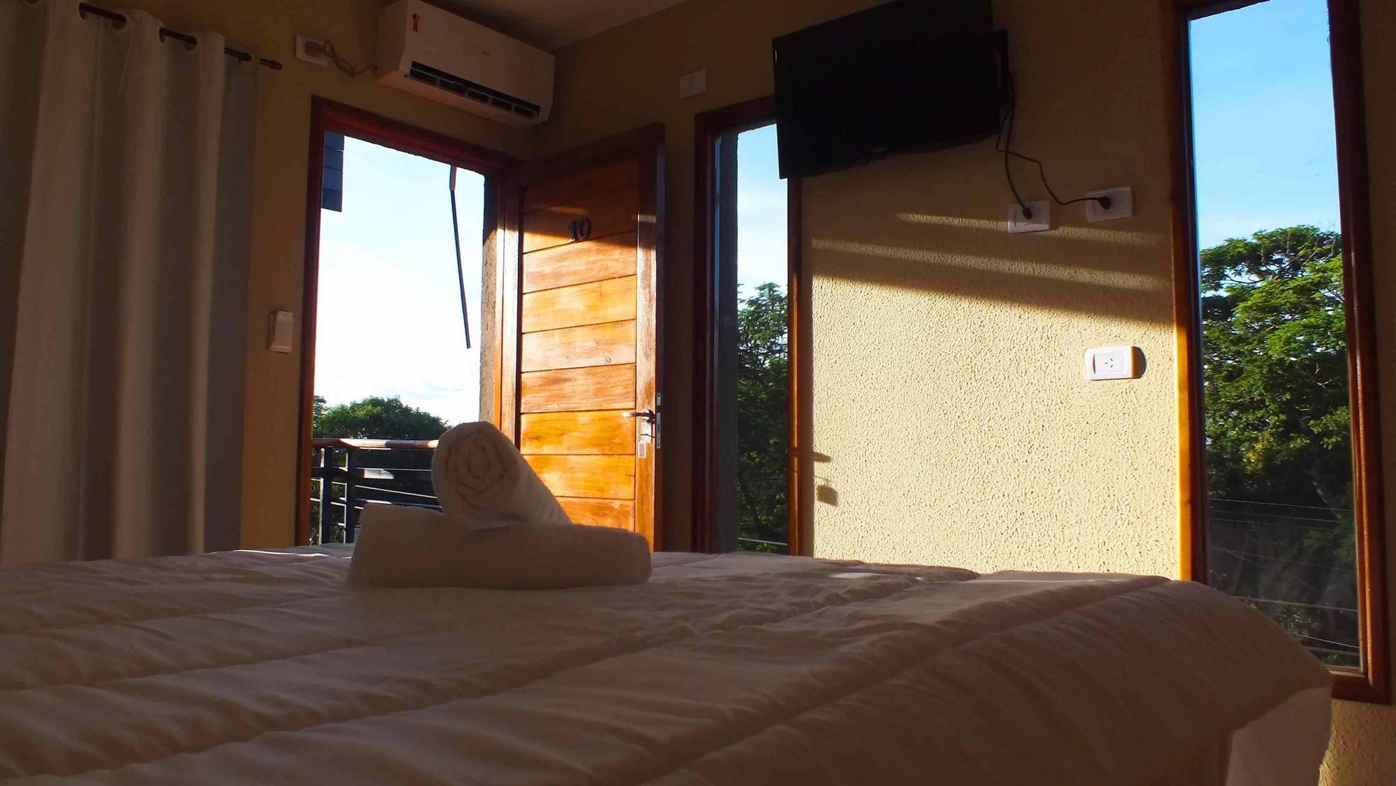 Iguazu Urban Hotel Express Пуерто Игуасу Екстериор снимка