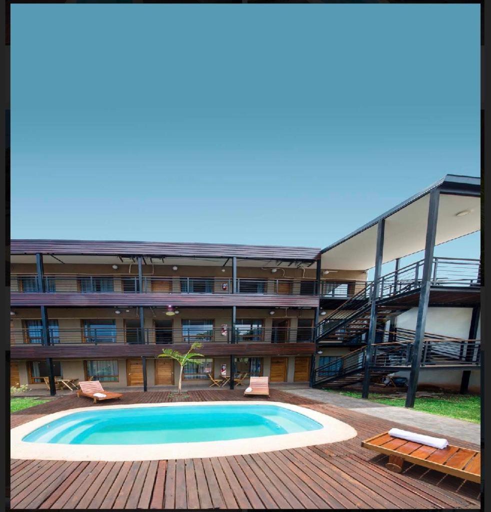Iguazu Urban Hotel Express Пуерто Игуасу Екстериор снимка